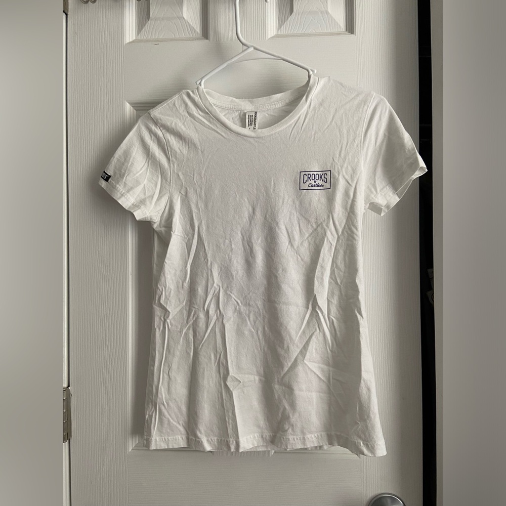 Girls crooks and castles t shirt